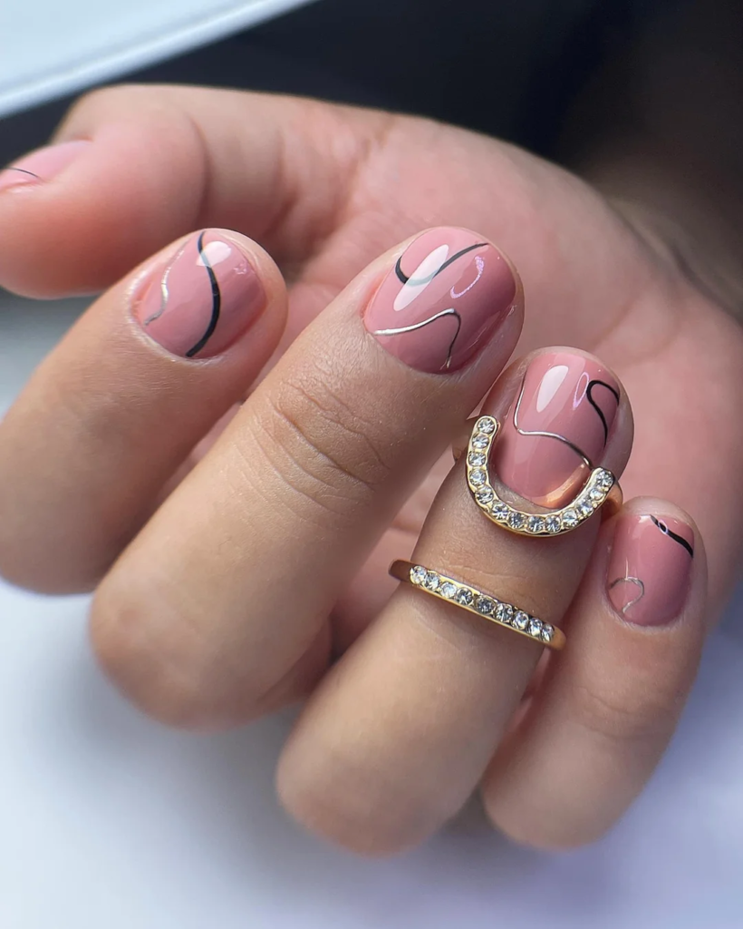 Elegant Nails: 40 Classy Nail Designs, Colors & Timeless Manicure Ideas 6 Elegant Short Nail Ideas