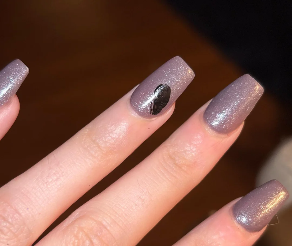 Nail Varnish Removal: Safe Methods, Best Removers & Expert Tips for Healthy Nails 2 Acetone Nail Polish Remover