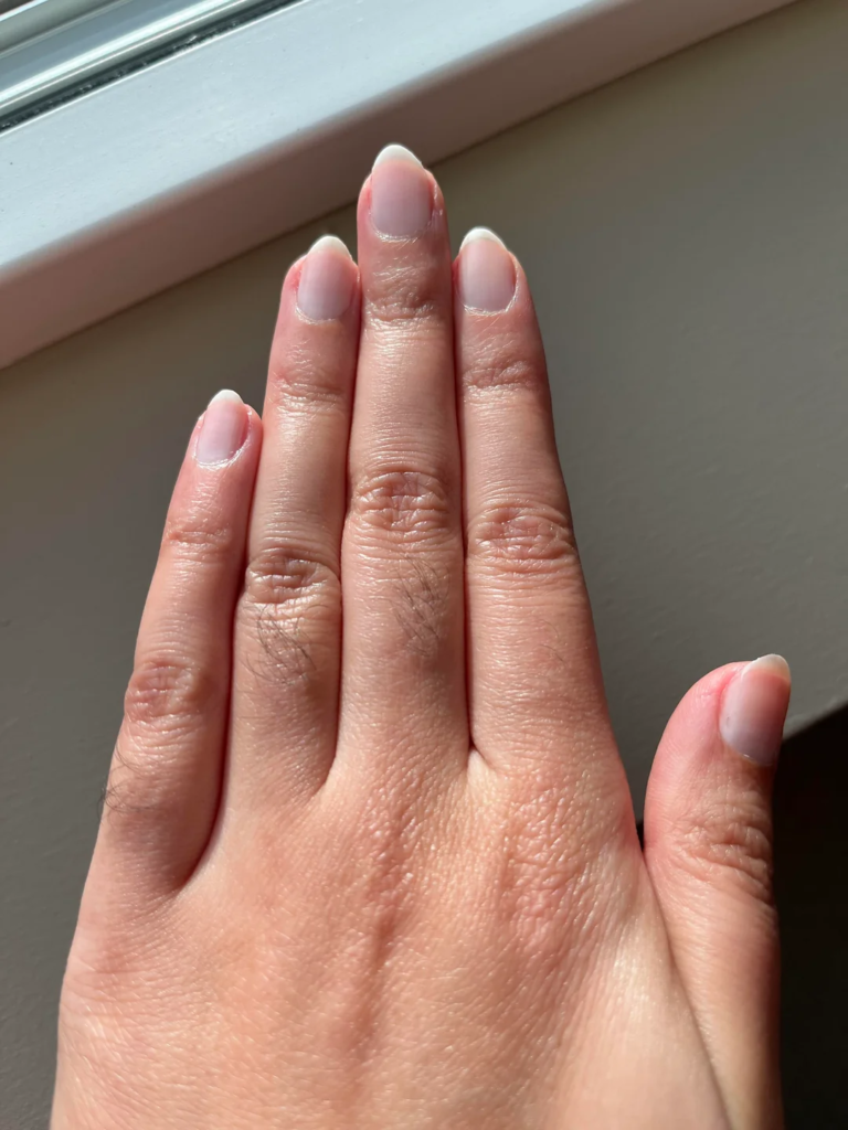 Almond Nails: Complete Guide to the Most Elegant Nail Shape (Designs, Shapes, Trends & Expert Tips) 5 Minimalist Almond Nails