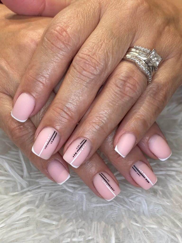 French Tip Nails: Modern French Manicure Ideas, Shapes & Salon Trends (2026 Guide) 3 Elegant French Tip Ideas